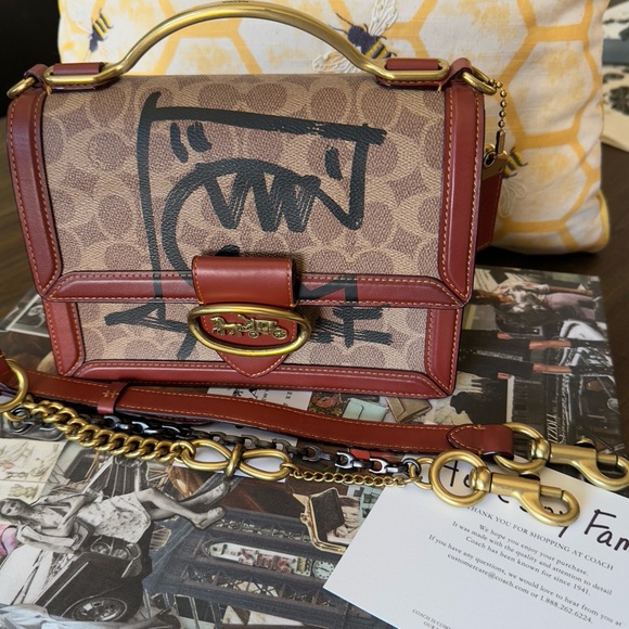 Preloved Coach Riley Top Handle 22 In Signature Canvas With Rexy By Guang Yu - Picture 1 of 16